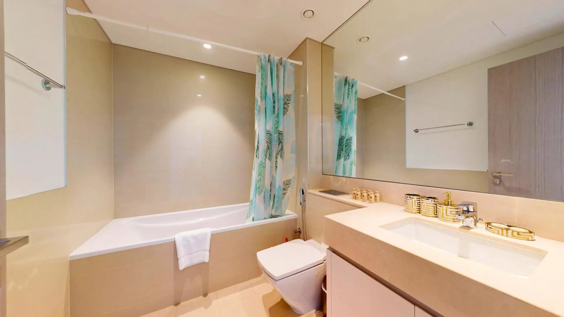 Trps - Act One Act Two Tower, Downtown Dubai - 1Br - Overlooking Skyline City View - Prime Location Apartment